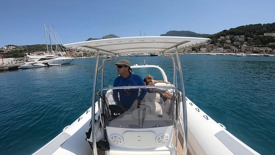 Soller: Private boat tour with skipper - Swimming and snorkeling in clear water