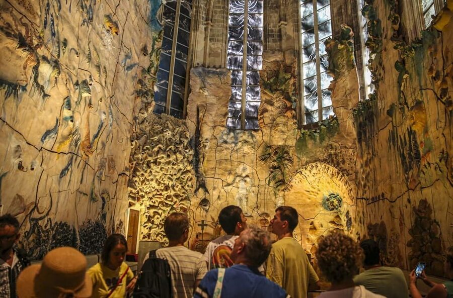 The Best of Palma: Boat trip, Walking tour and Cathedral - Inside Palma Cathedral without the ticket-line wait