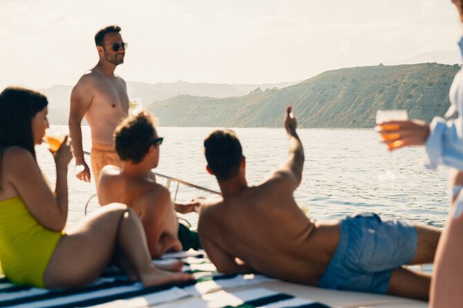 Traditional Boat Sailing Tour from Port of Palma - Lunch, drinks, and the pace of the afternoon