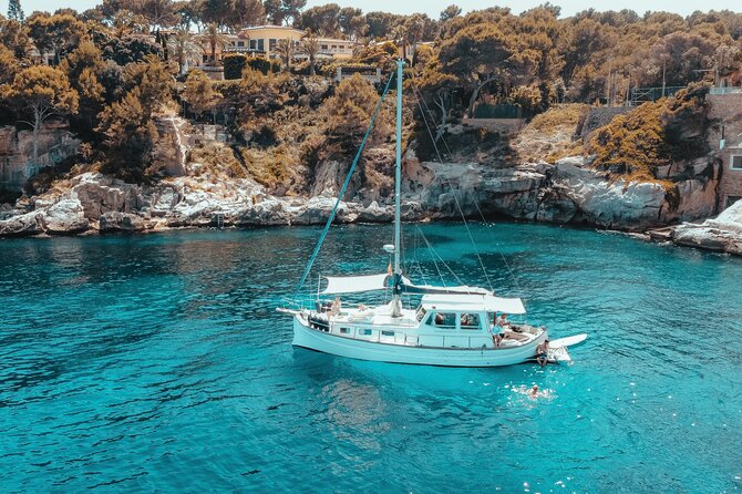 Traditional Mallorquin Llaut Cruise with Tapas and Drinks - Key points to know before you book