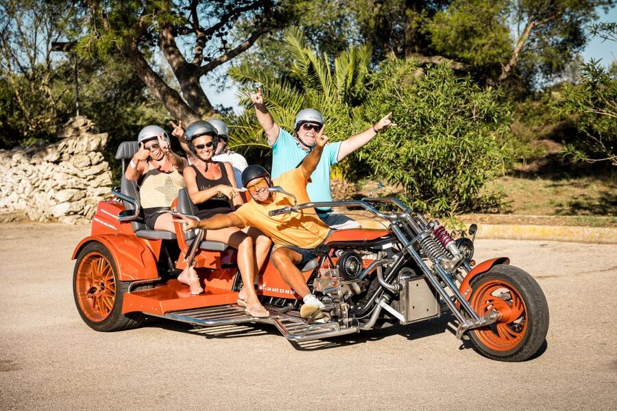 V8 Trike Tour mit Fahrer/Guide für max 4Gäste - Forty-five minutes in Port d’Andratx