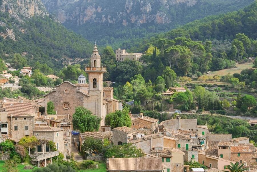 Valldemossa: Discover Valldemossa with a transfer from Palma - Cartuja Gardens and the Main Village Sights